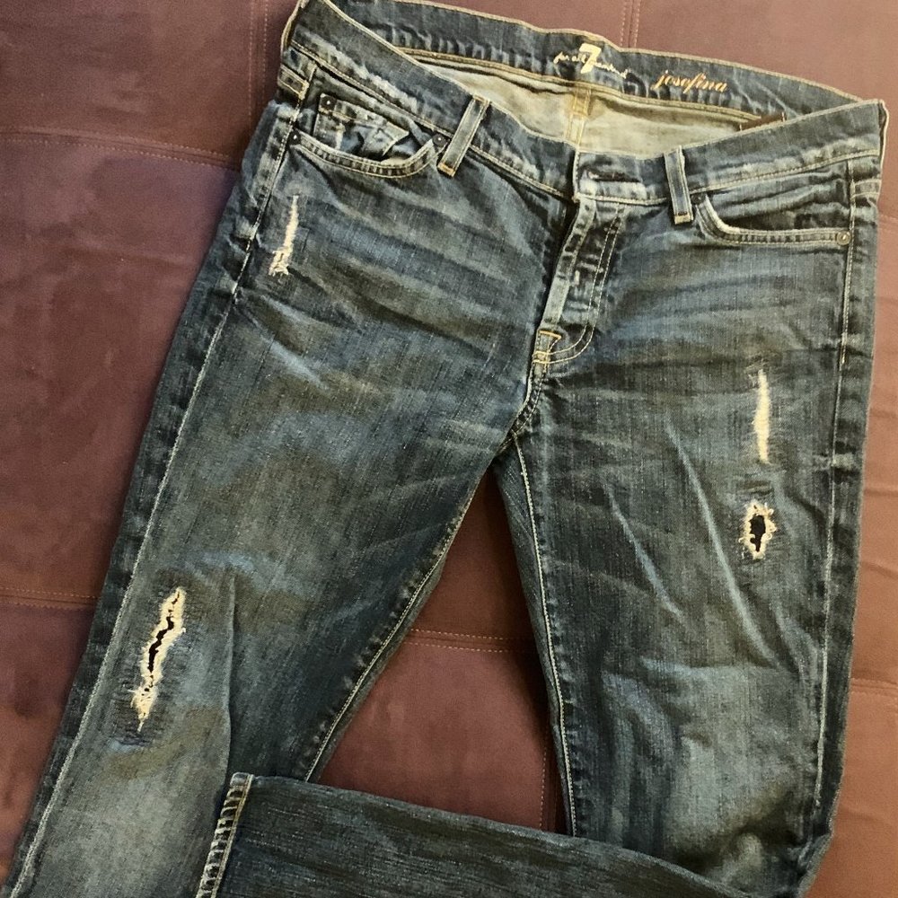 CLOSET CLEARANCE 7 For All Mankind Josefina Distressed Jeans ✨